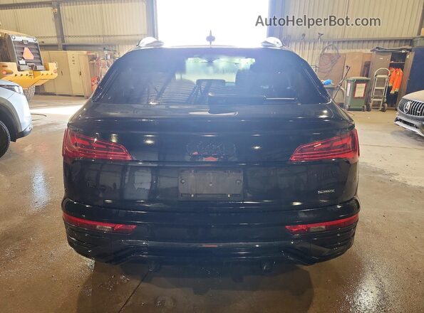WA14AAFY4R2015789 2024 AUDI Q5 Black Հետևի տեսք