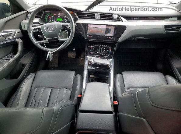 WA14ABGE6RB011799 2024 AUDI Q8 Черный Вид панели приборов
