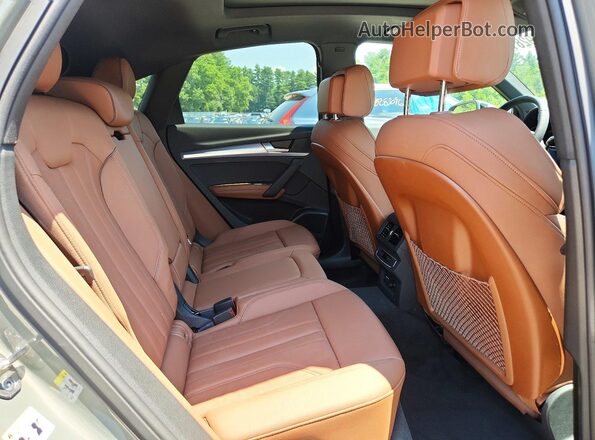 WA15AAFY3R2030160 2024 AUDI Q5 Gray Vista interior trasera