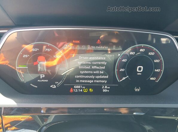 WA15AAGE6RB037737 2024 AUDI Q8 Gray Vista del cuadro de instrumentos