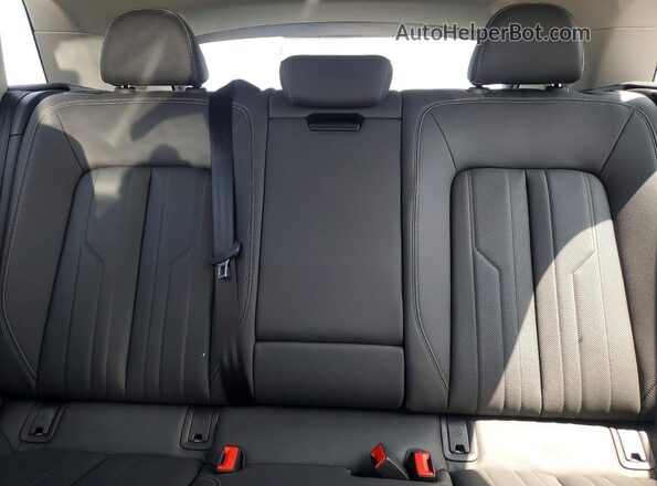 WA15AAGEXRB039331 2024 AUDI Q8 Black Vista de los asientos traseros