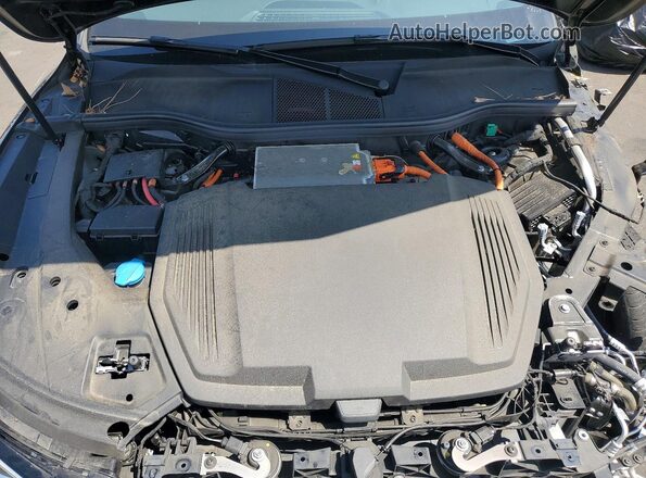 WA15AAGEXRB039331 2024 AUDI Q8 Black Vista del compartimento del motor