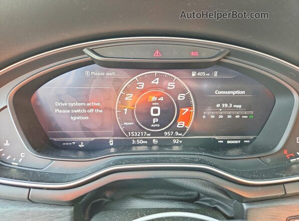WA18NAF49JA023142 2018 AUDI A4 White ხელსაწყოთა პანელის ხედი