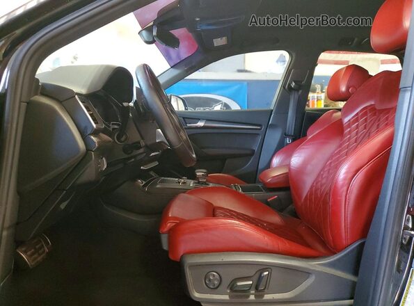 WA1A4AFY1J2053611 2018 AUDI SQ5 Black Front interior view