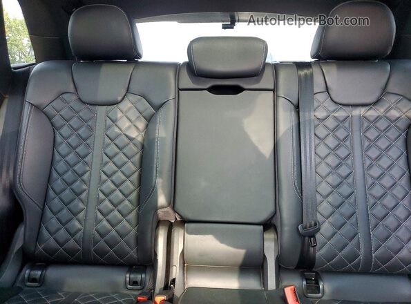 WA1A4AFY2J2009651 2018 AUDI SQ5 Gray უკანა სავარძლების ხედი