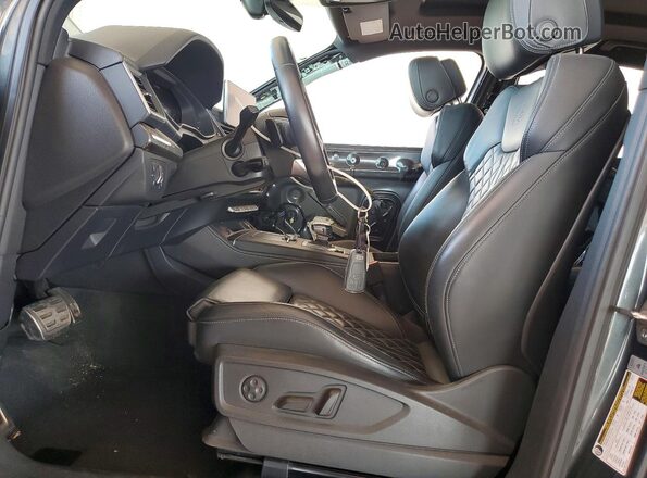 WA1A4AFY4J2190171 2018 AUDI SQ5 Gray Вид салону спереду