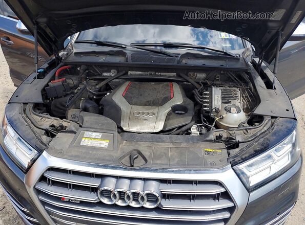 WA1A4AFY5J2147989 2018 AUDI SQ5 Gray Rear interior view