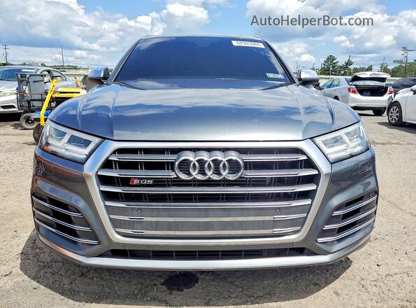 WA1A4AFY5J2147989 2018 AUDI SQ5 Gray Front view