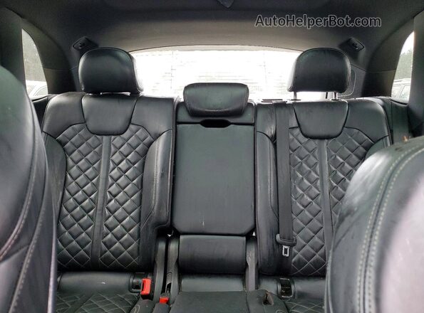 WA1A4AFY8J2050253 2018 AUDI SQ5 Blue Սալոնի հետևի տեսք