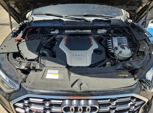 WA1A4BFY1M2073397 2021 AUDI SQ5 Black Vista del compartimento del motor