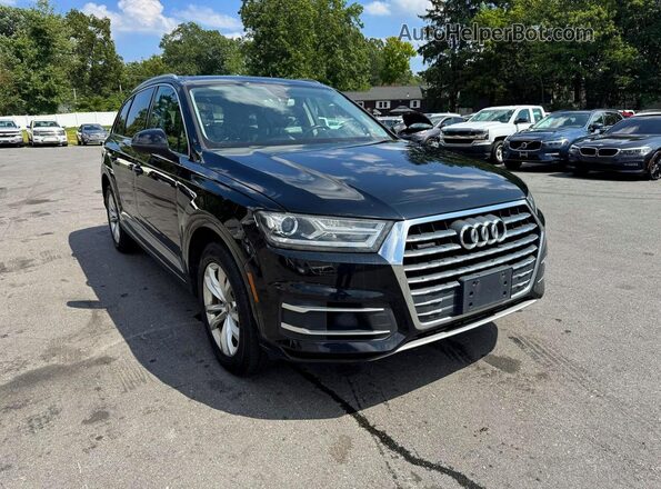 WA1AAAF70HD019576 2017 AUDI Q7 Черный Вид салона спереди