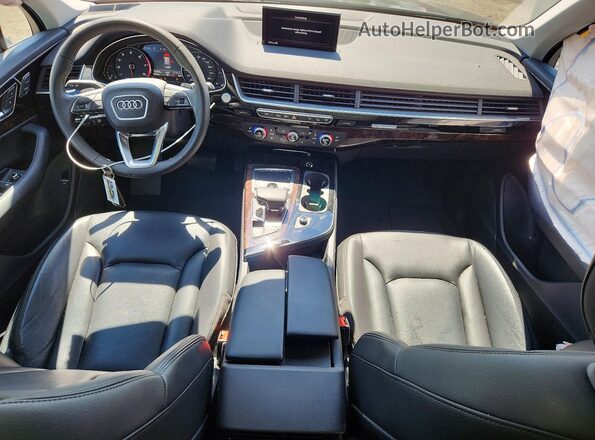 WA1AAAF70KD028575 2019 AUDI Q7 Black Vista del salpicadero