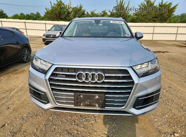 WA1AAAF73KD046150 2019 AUDI Q7 Silver Դիմացի տեսք