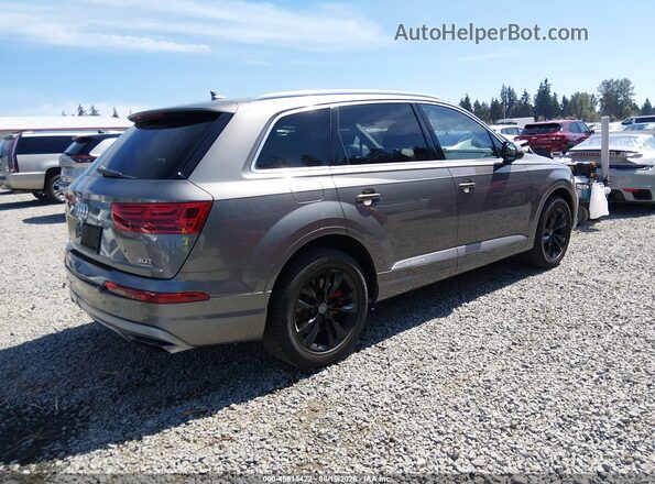 WA1AAAF76HD004094 2017 AUDI Q7 Gray Tył prawy