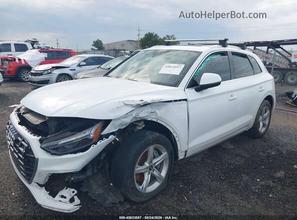 WA1AAAFY0M2113360 2021 AUDI Q5 White Передня ліва чверть