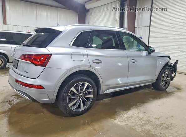 WA1AAAFY4M2110915 2021 AUDI Q5 Серебряный Задняя правая четверть