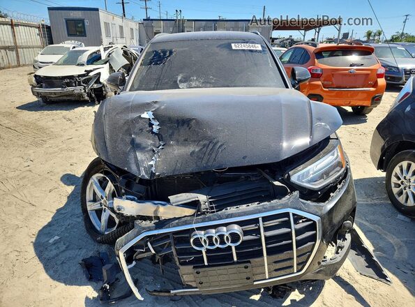 WA1AAAFY7M2010453 2021 AUDI Q5 Black Widok z przodu