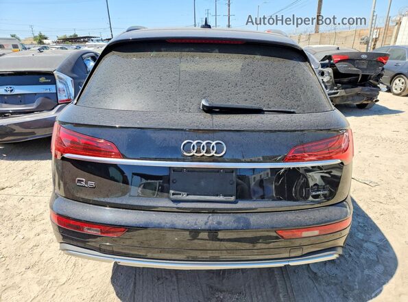 WA1AAAFY7M2010453 2021 AUDI Q5 Black Widok z tyłu