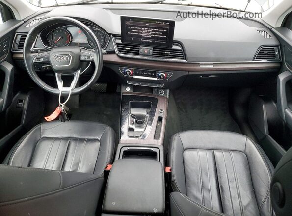 WA1AAAFY7M2019220 2021 AUDI Q5 Charcoal Dashboard view