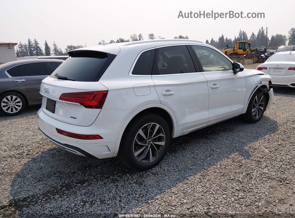WA1AAAFY7M2024482 2021 AUDI Q5 White Հետևի աջ
