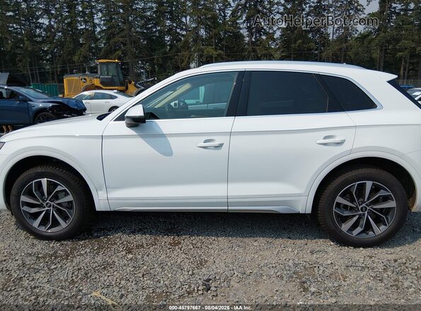 WA1AAAFY7M2024482 2021 AUDI Q5 White 