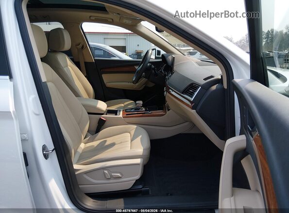 WA1AAAFY7M2024482 2021 AUDI Q5 White 