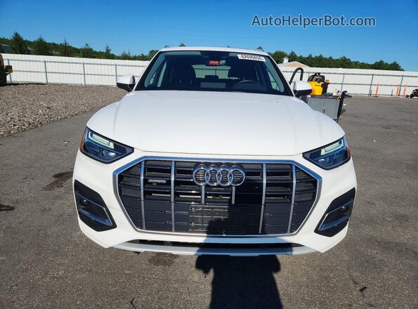 WA1AAAFY8M2101005 2021 AUDI Q5 White Դիմացի տեսք