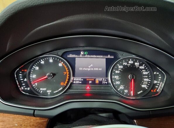 WA1AAAFY9M2010664 2021 AUDI Q5 Black Vista del cuadro de instrumentos