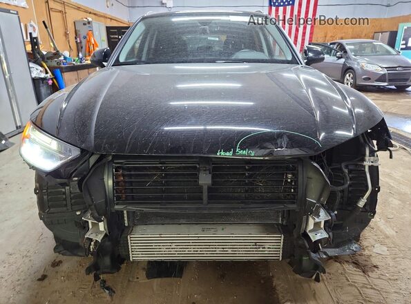 WA1AAAFY9M2010664 2021 AUDI Q5 Black Vista frontal