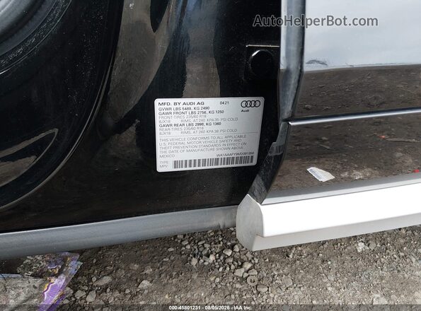WA1AAAFY9M2091956 2021 AUDI Q5 Black Vista del compartimento del motor