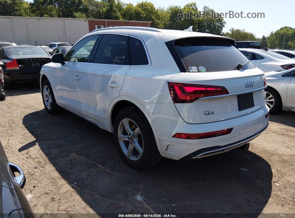WA1AAAFY9M2096154 2021 AUDI Q5 White Rear left