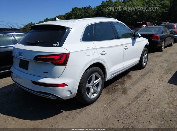 WA1AAAFY9M2096154 2021 AUDI Q5 White Rear right