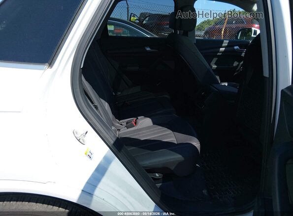 WA1AAAFY9M2096154 2021 AUDI Q5 White VIN sticker view