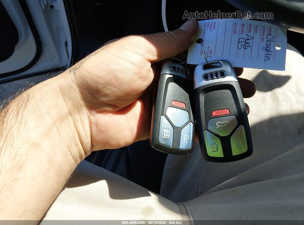 WA1AAAFY9M2096154 2021 AUDI Q5 White Dashboard view