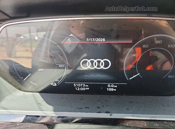 WA1AAAGE1MB022232 2021 AUDI E-TRON Gray ხელსაწყოთა პანელის ხედი