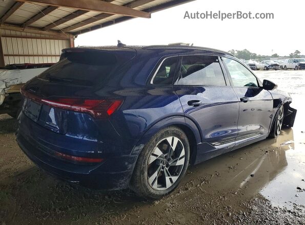WA1AAAGE2NB037582 2022 AUDI E-TRON Blue Trasero derecho