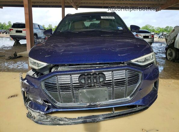 WA1AAAGE2NB037582 2022 AUDI E-TRON Blue Vista frontal