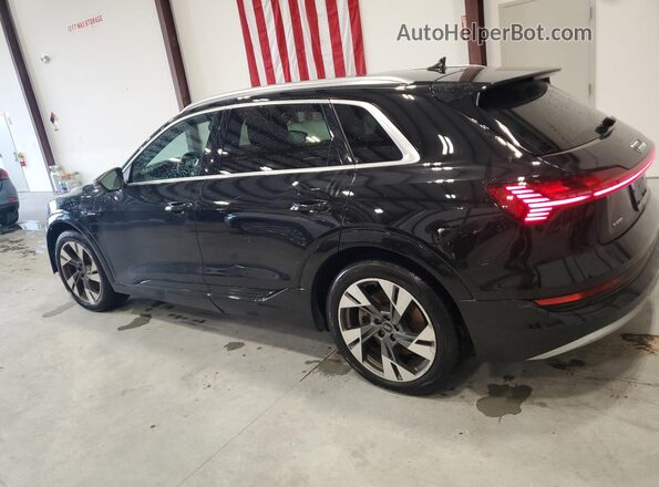 WA1AAAGE9MB027467 2021 AUDI E-TRON Black Հետևի ձախ