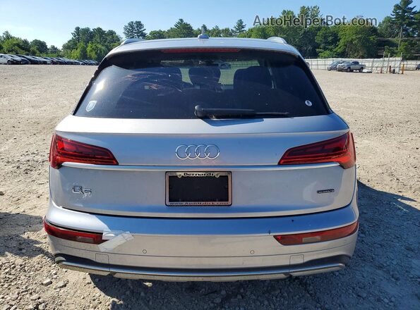 WA1ABAFY7P2048217 2023 AUDI Q5 Silver Widok z tyłu