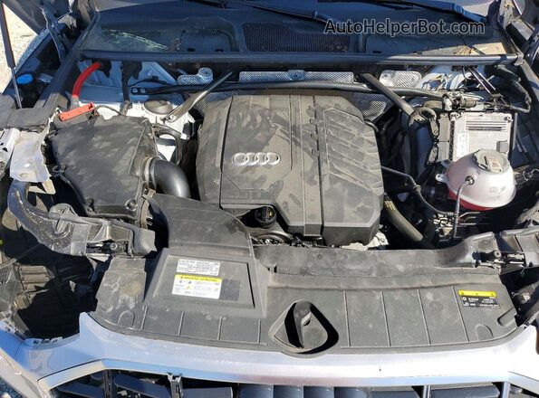 WA1ABAFY7P2048217 2023 AUDI Q5 Silver Widok komory silnika