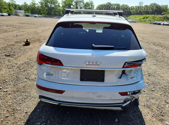 WA1ABAFYXR2009981 2024 AUDI Q5 White Rear view