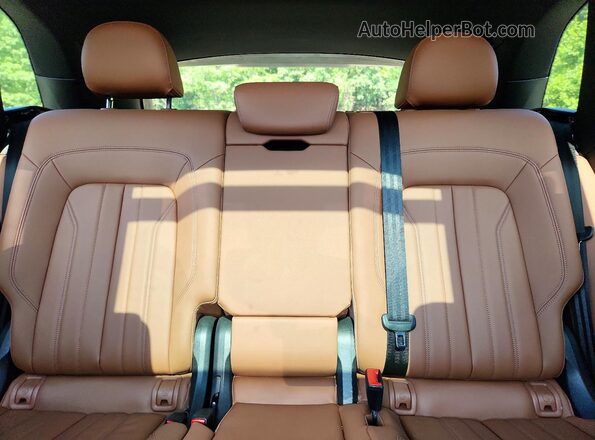 WA1ABAFYXR2009981 2024 AUDI Q5 White Rear seats view