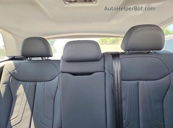 WA1ABCFJ9T1023902 2026 AUDI Q3 Gray Widok tylnych siedzeń