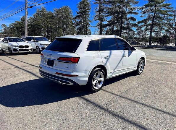 WA1ACBF70PD010097 2023 AUDI Q7 White Przód prawy