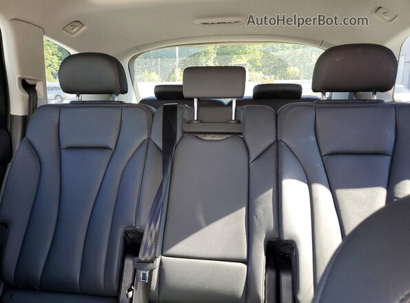 WA1ACBF79PD014942 2023 AUDI Q7 White Հետևի նստատեղերի տեսք