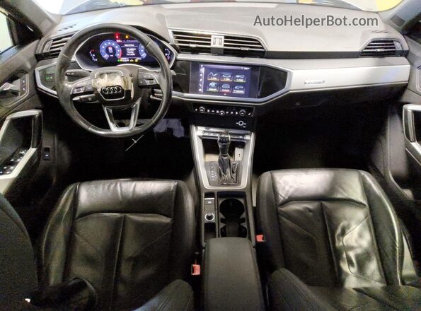 WA1AECF30K1076463 2019 AUDI Q3 Gray Առջևի վահանակի տեսք