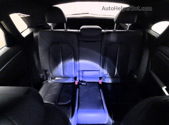WA1AECF30K1076463 2019 AUDI Q3 Gray Հետևի նստատեղերի տեսք