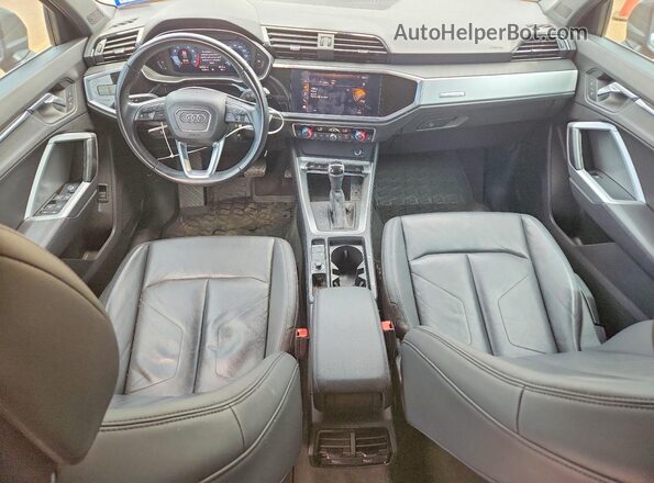 WA1AECF32L1057401 2020 AUDI Q3 Gray Առջևի վահանակի տեսք