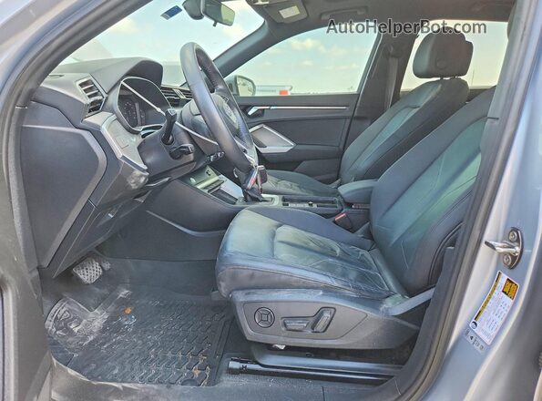 WA1AECF35L1006703 2020 AUDI Q3 Silver Front interior view