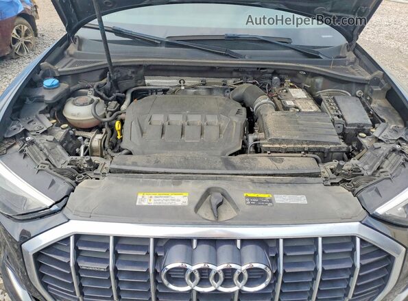 WA1AECF38L1007926 2020 AUDI Q3 Black ძრავის განყოფილების ხედი